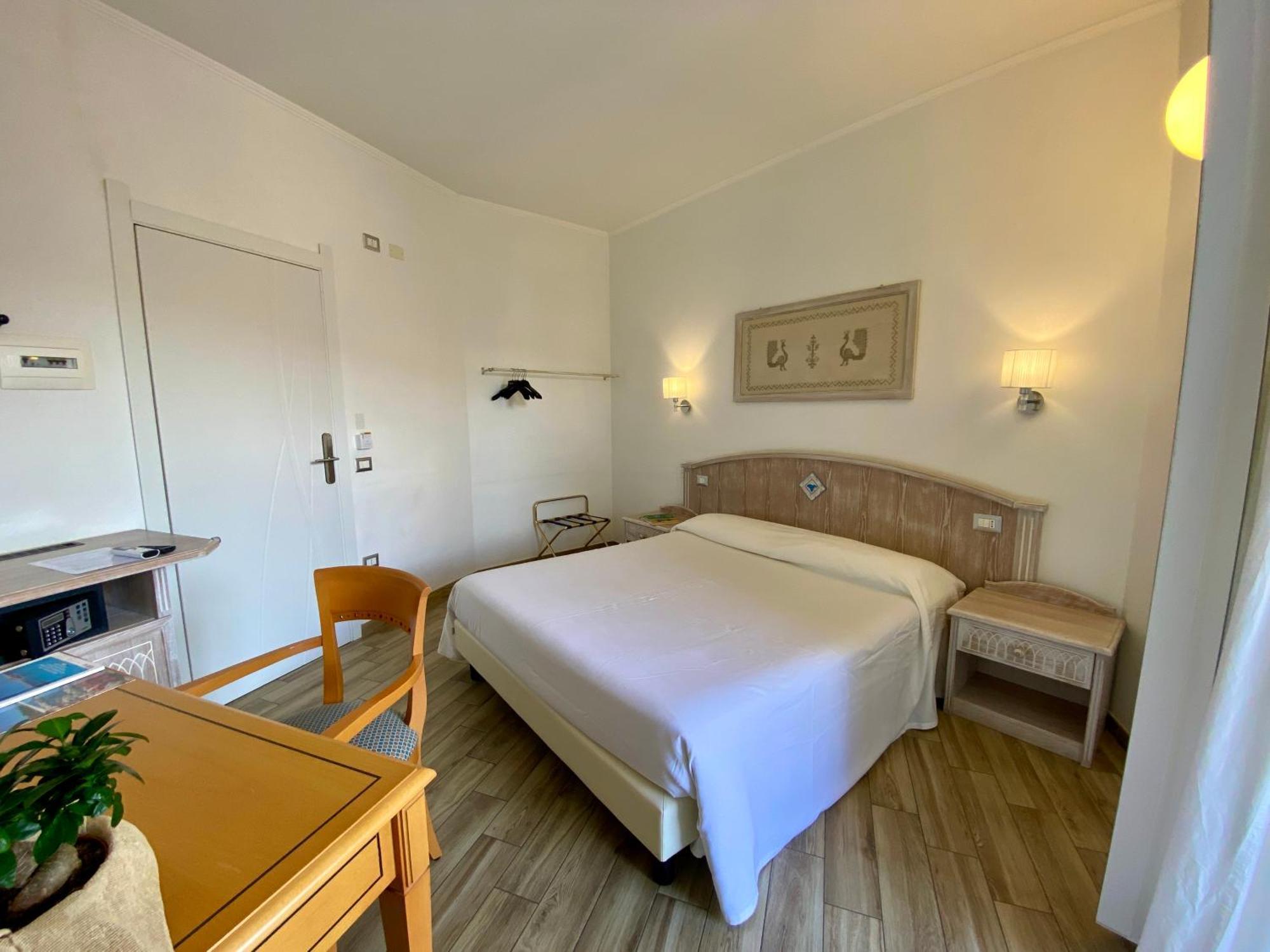 Tortolì Locanda Degli Artisti מראה חיצוני תמונה