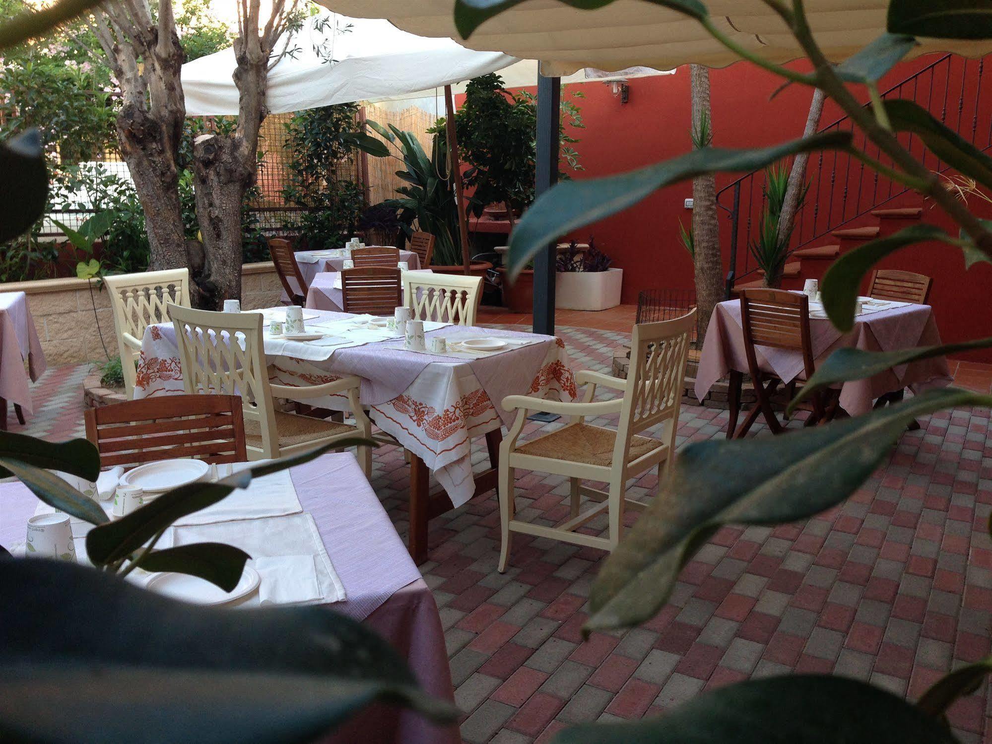 Tortolì Locanda Degli Artisti מראה חיצוני תמונה
